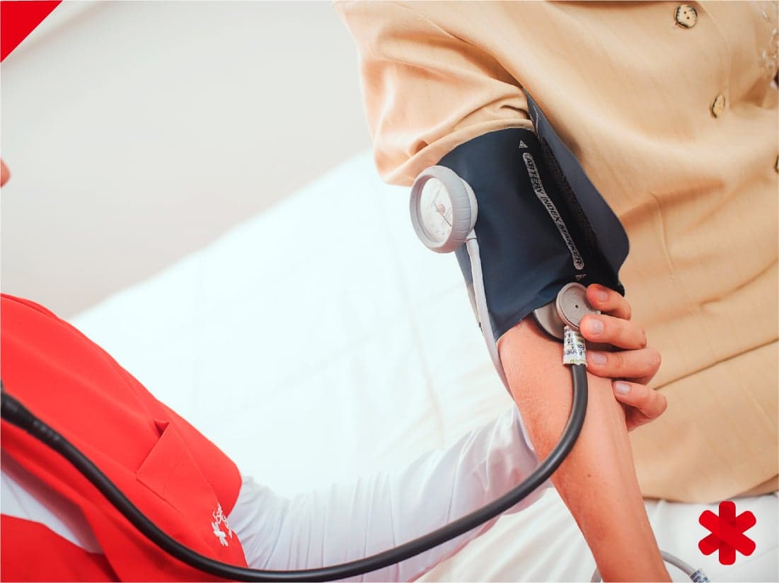 Seguimiento de signos vitales durante atención de hospitalización en casa