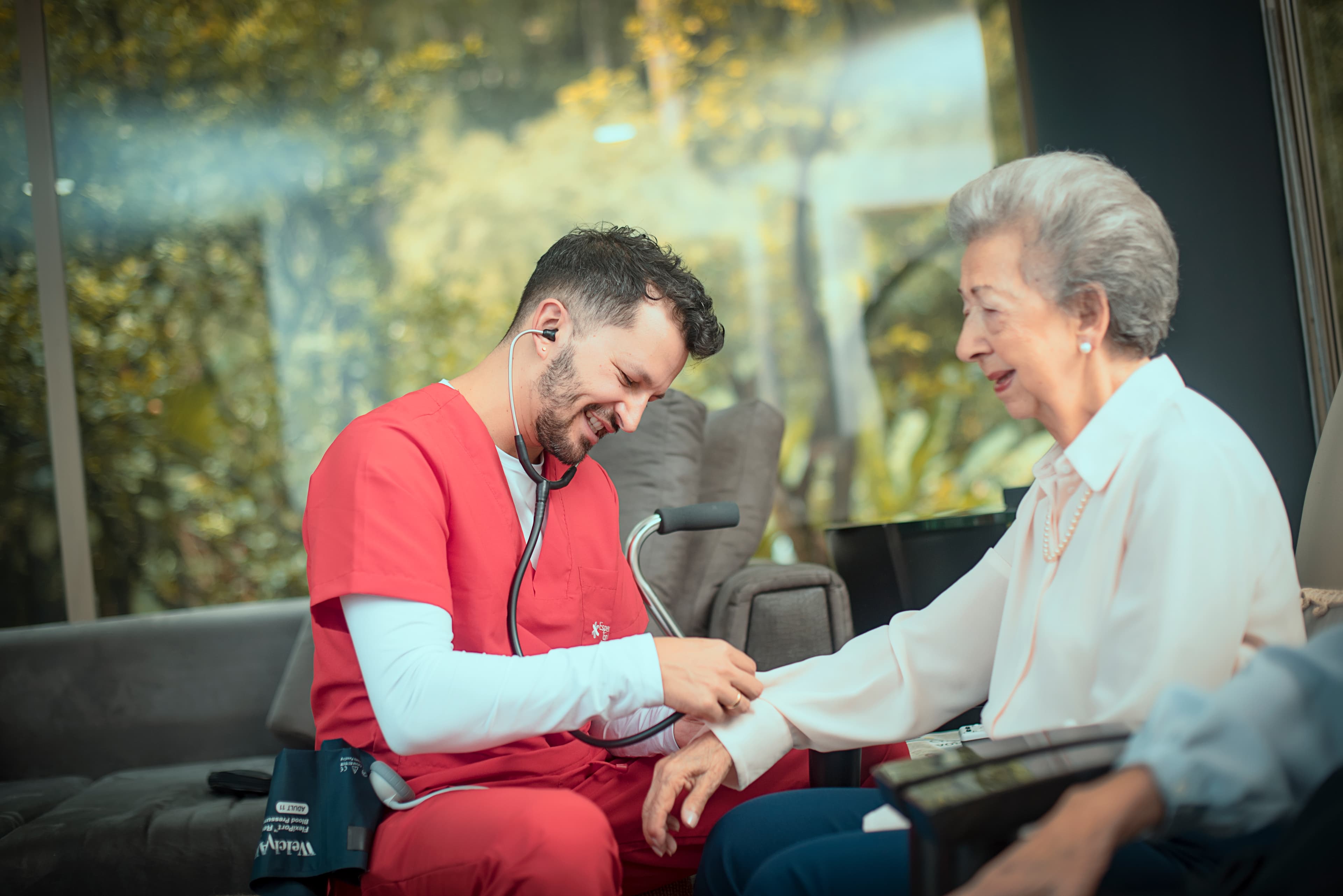 Valoración médica domiciliaria con enfoque preventivo